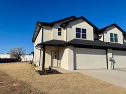 737 Paire Rose Way, Edmond