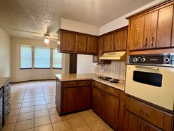 1329 NE 20th Pl, Moore