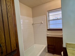 1329 NE 20th Pl, Moore