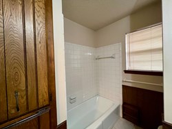1329 NE 20th Pl, Moore