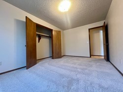 1329 NE 20th Pl, Moore