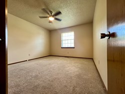 1329 NE 20th Pl, Moore