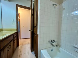 1329 NE 20th Pl, Moore