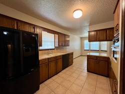 1329 NE 20th Pl, Moore