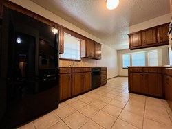 1329 NE 20th Pl, Moore