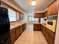 1329 NE 20th Pl, Moore
