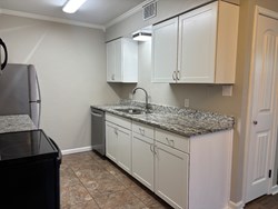 4313 E 68th St #518, Tulsa