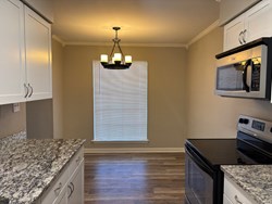 4313 E 68th St #518, Tulsa