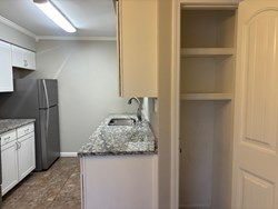 4313 E 68th St #518, Tulsa