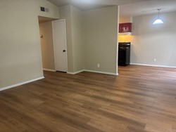 6717 S Richmond Ave #637, Tulsa