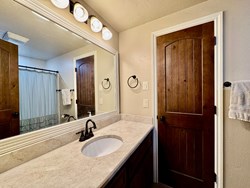 21 S Trail Ridge Rd, Edmond