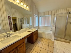 4409 Whitmere Ct, Norman