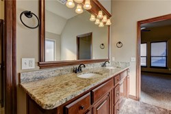 9209 SW 30th St, Oklahoma City
