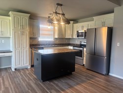 201 W 53rd St, Sand Springs