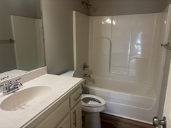 201 W 53rd St, Sand Springs
